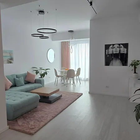 Aviatorii Oxford - 2 康斯坦察